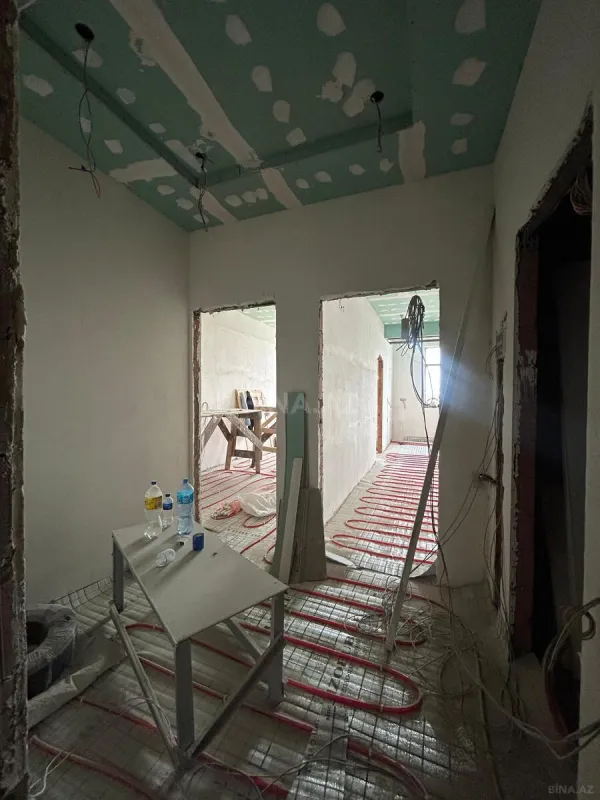 Satılır 2 otaqlı mənzil 62 m²