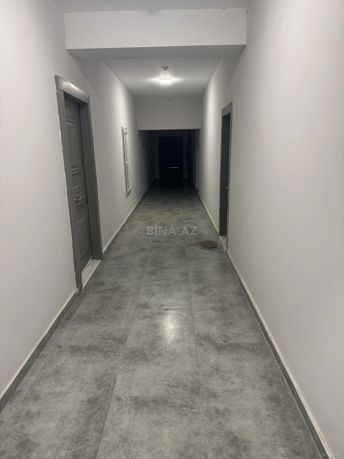 Satılır 3 otaqlı mənzil 140 m²
