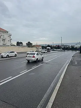 Satılır 3 otaqlı mənzil 140 m²