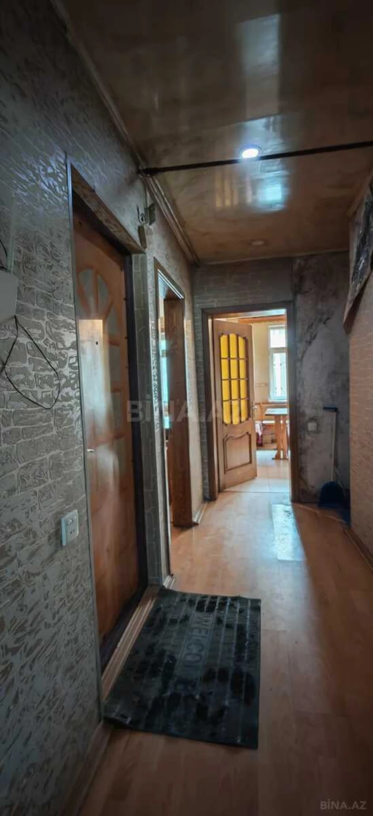 Satılır 2 otaqlı mənzil 60 m²