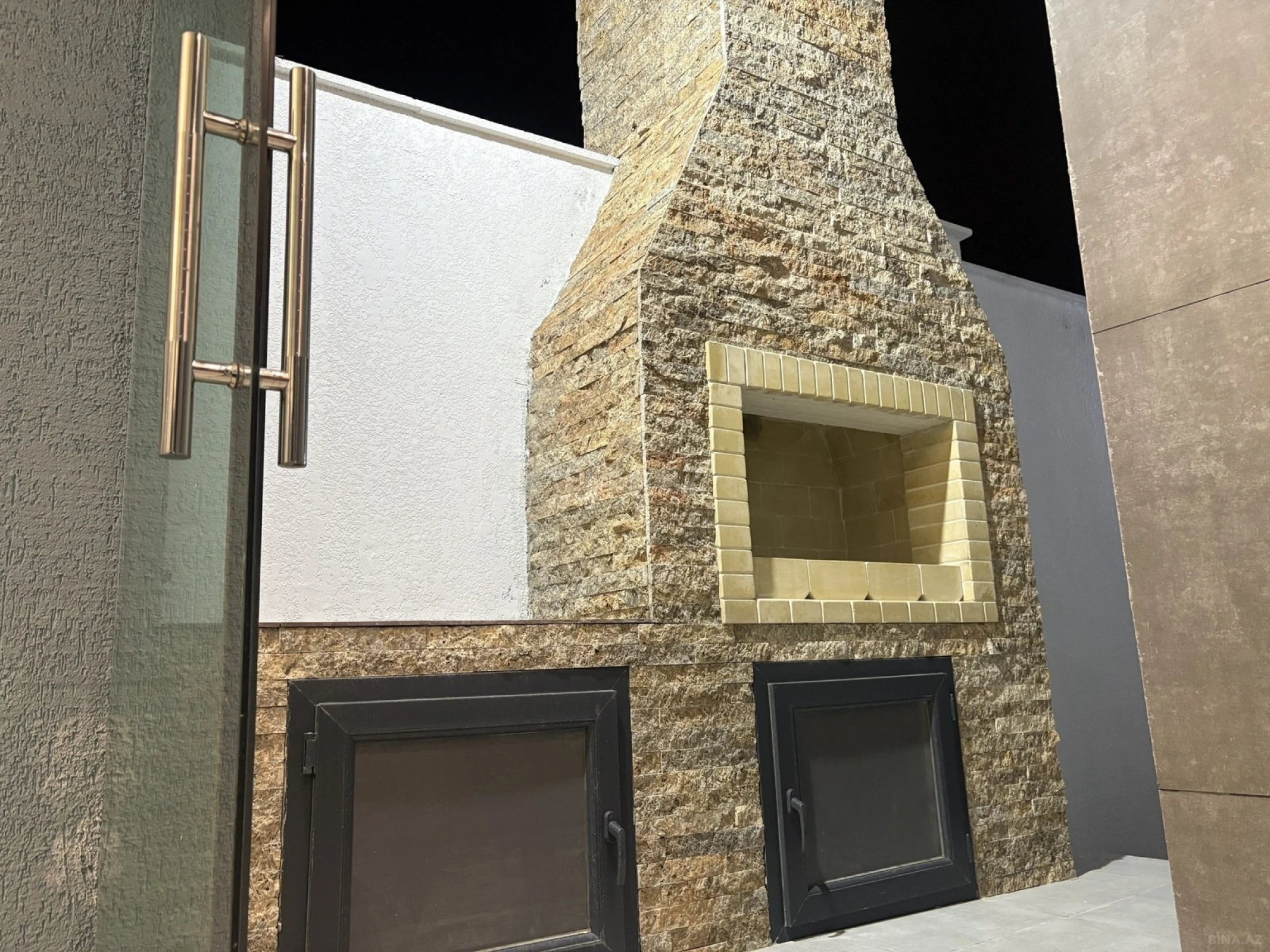 Satılır 5 otaqlı həyət evi 202 m²