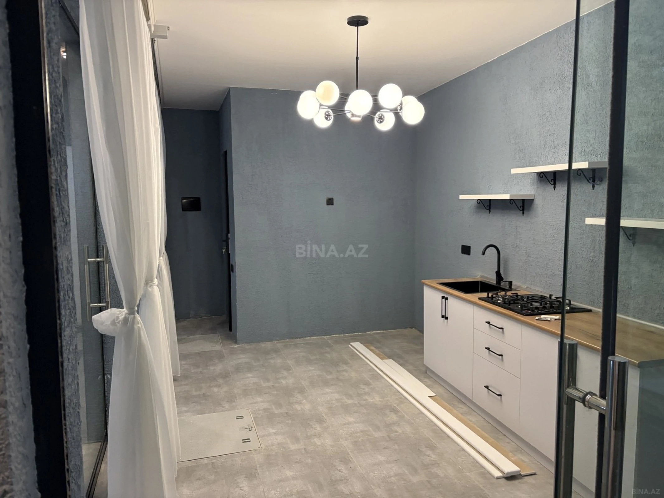 Satılır 5 otaqlı həyət evi 202 m²