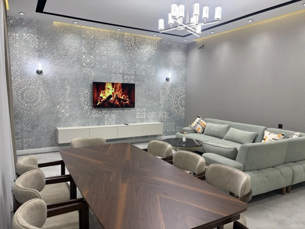 Satılır 5 otaqlı həyət evi 202 m²