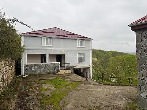 Satılır 8 otaqlı həyət evi 226 m² — Şabran 8 otaq 226.00 m²