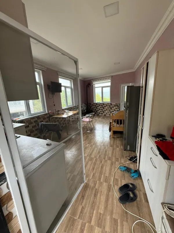 Satılır 8 otaqlı həyət evi 226 m²