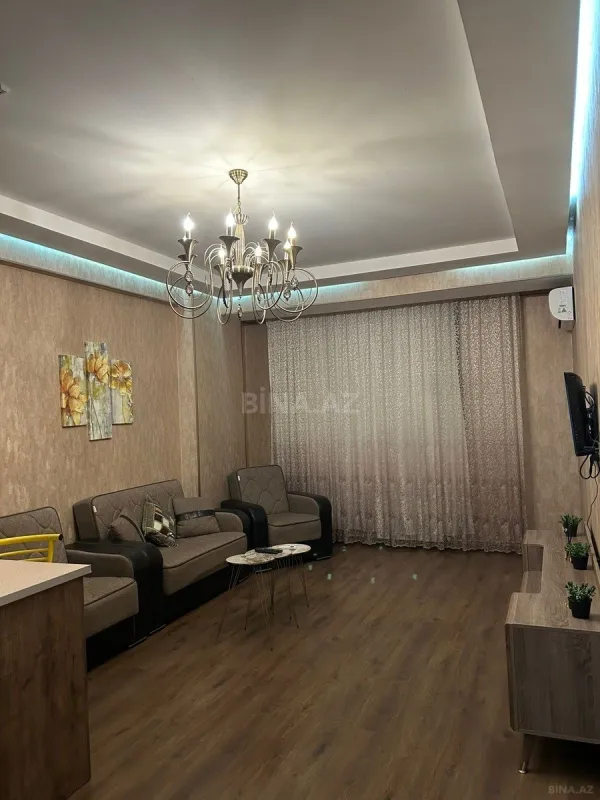 Kirayə verilir 2 otaqlı mənzil 70 m²