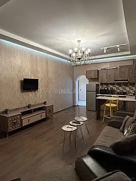 Kirayə verilir 2 otaqlı mənzil 70 m²