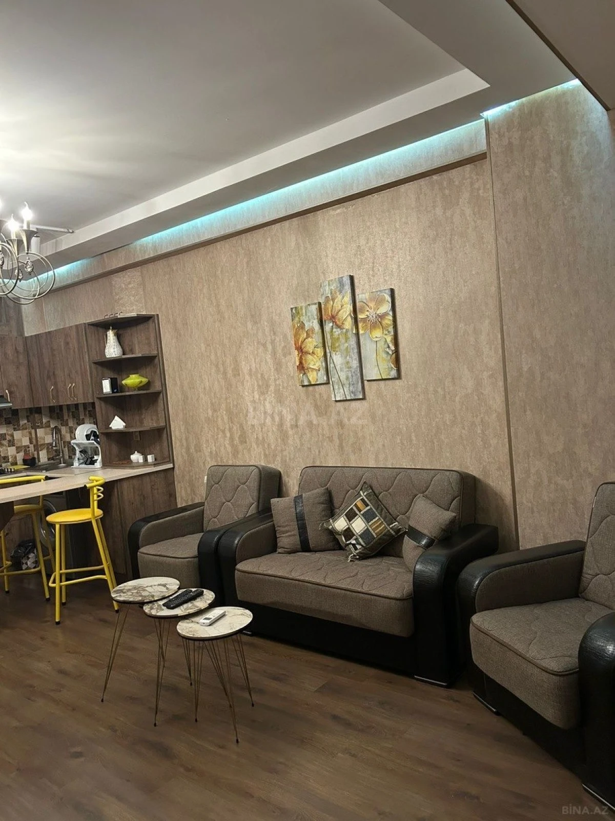 Kirayə verilir 2 otaqlı mənzil 70 m²