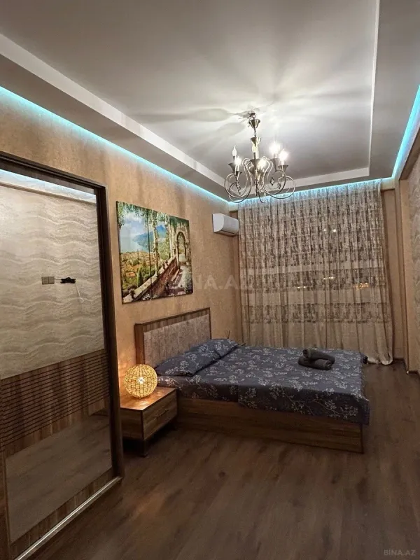 Kirayə verilir 2 otaqlı mənzil 70 m²