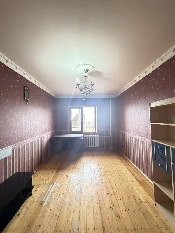 Satılır 4 otaqlı mənzil 108 m²