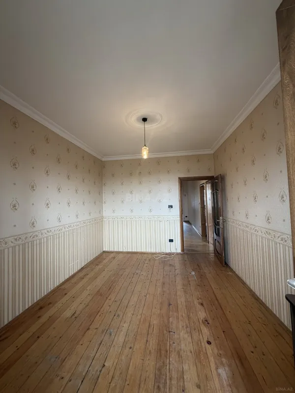 Satılır 4 otaqlı mənzil 108 m²