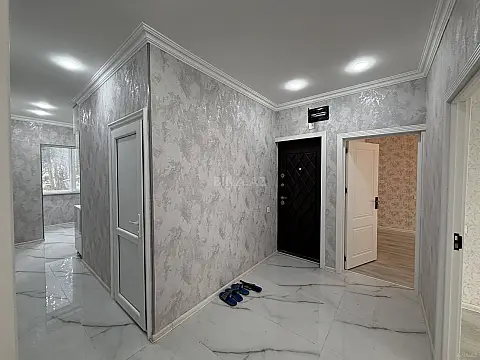 Satılır 4 otaqlı mənzil 108 m²
