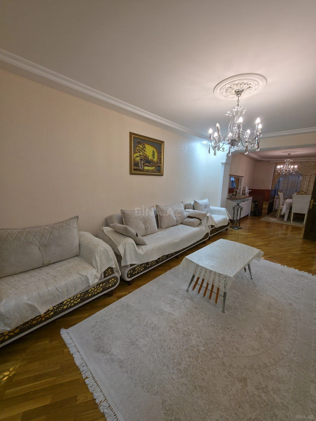 Satılır 4 otaqlı mənzil 110 m²