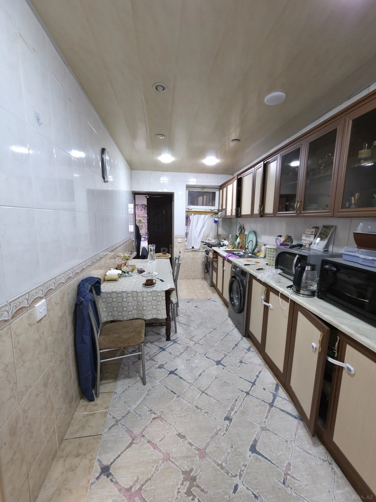Satılır 4 otaqlı mənzil 110 m²