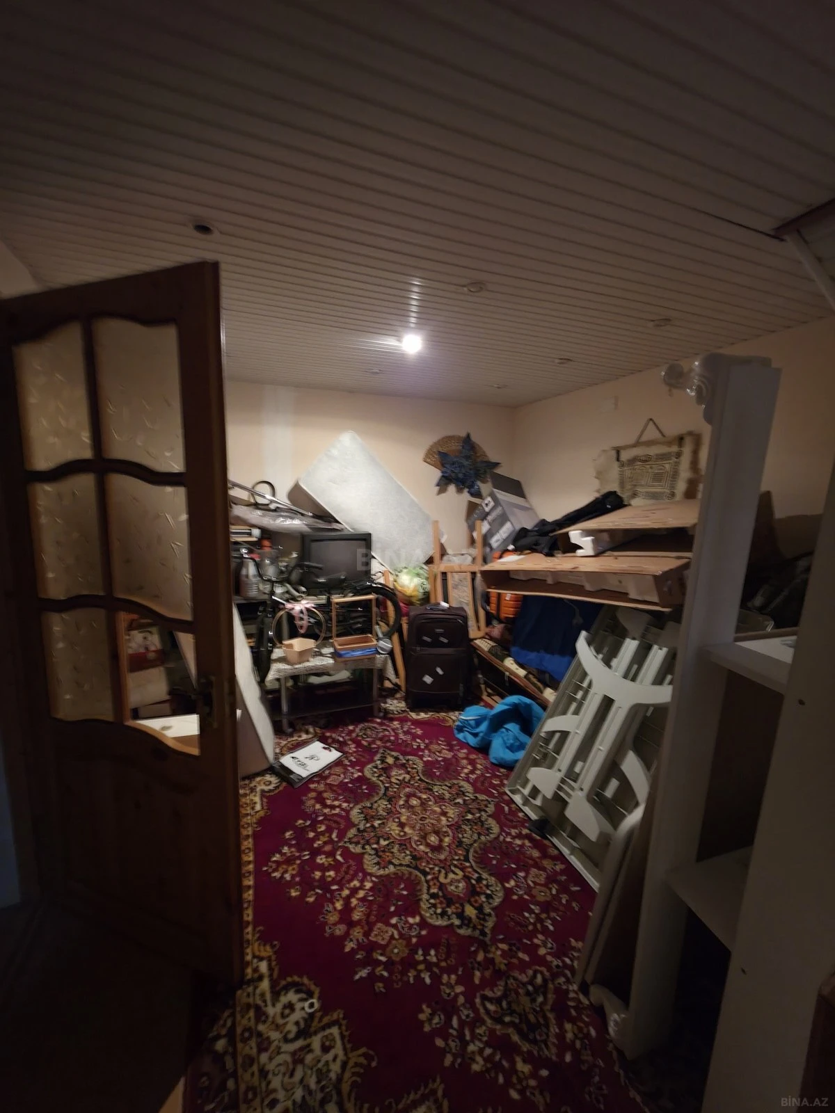 Satılır 4 otaqlı mənzil 110 m²