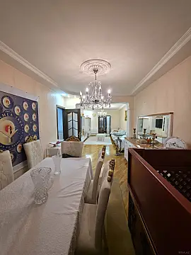 Satılır 4 otaqlı mənzil 110 m² — Bakı, Bakıxanov 4 otaq 110.00 m²