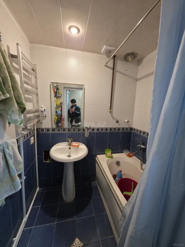 Satılır 4 otaqlı mənzil 110 m²