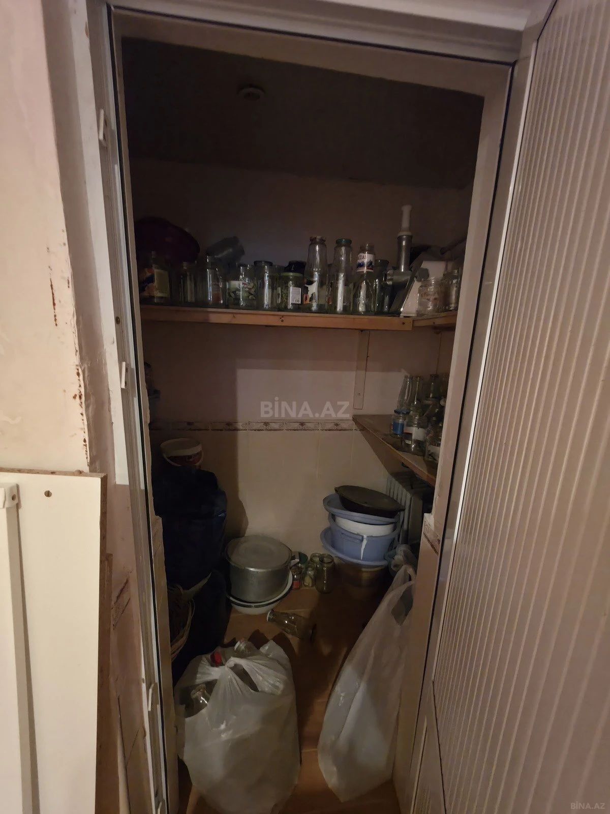 Satılır 4 otaqlı mənzil 110 m²