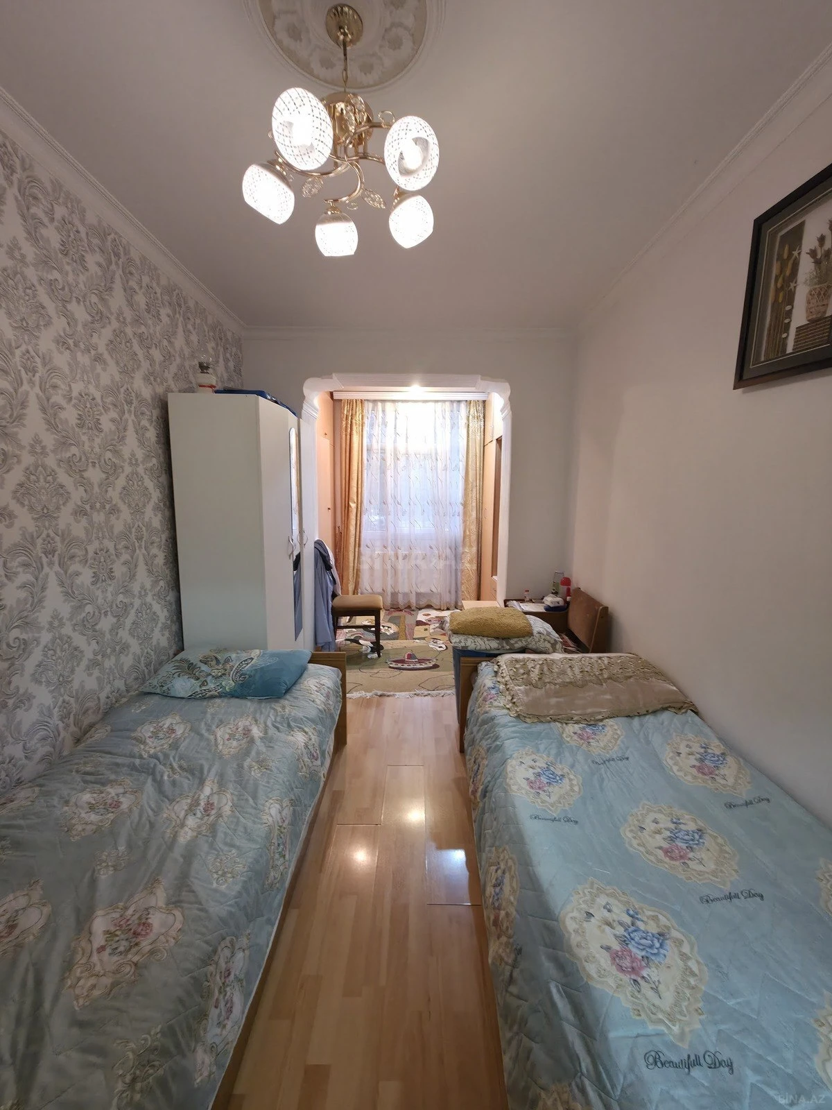 Satılır 4 otaqlı mənzil 110 m²