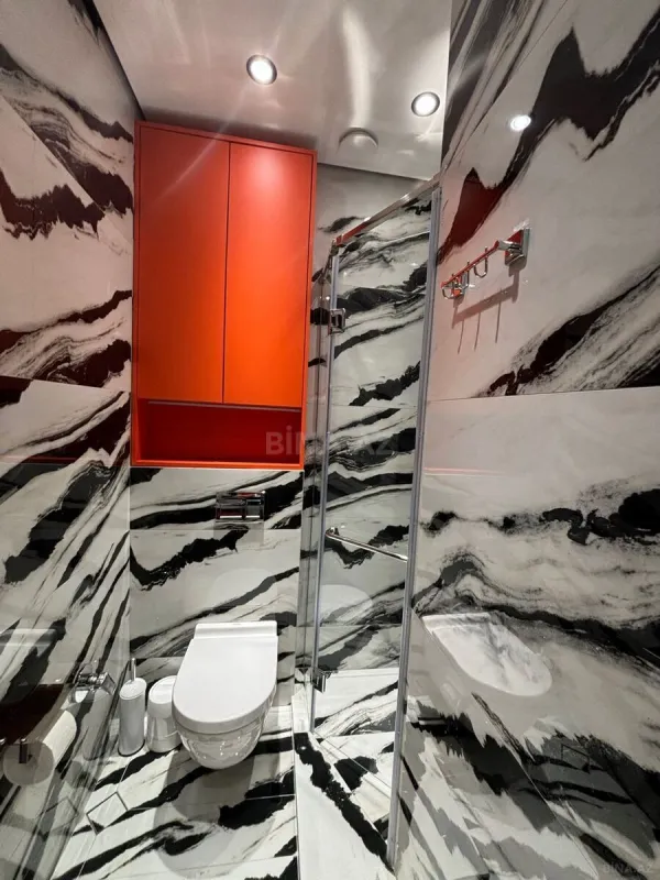 Kirayə verilir 2 otaqlı mənzil 65 m²