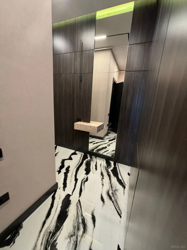 Kirayə verilir 2 otaqlı mənzil 65 m²