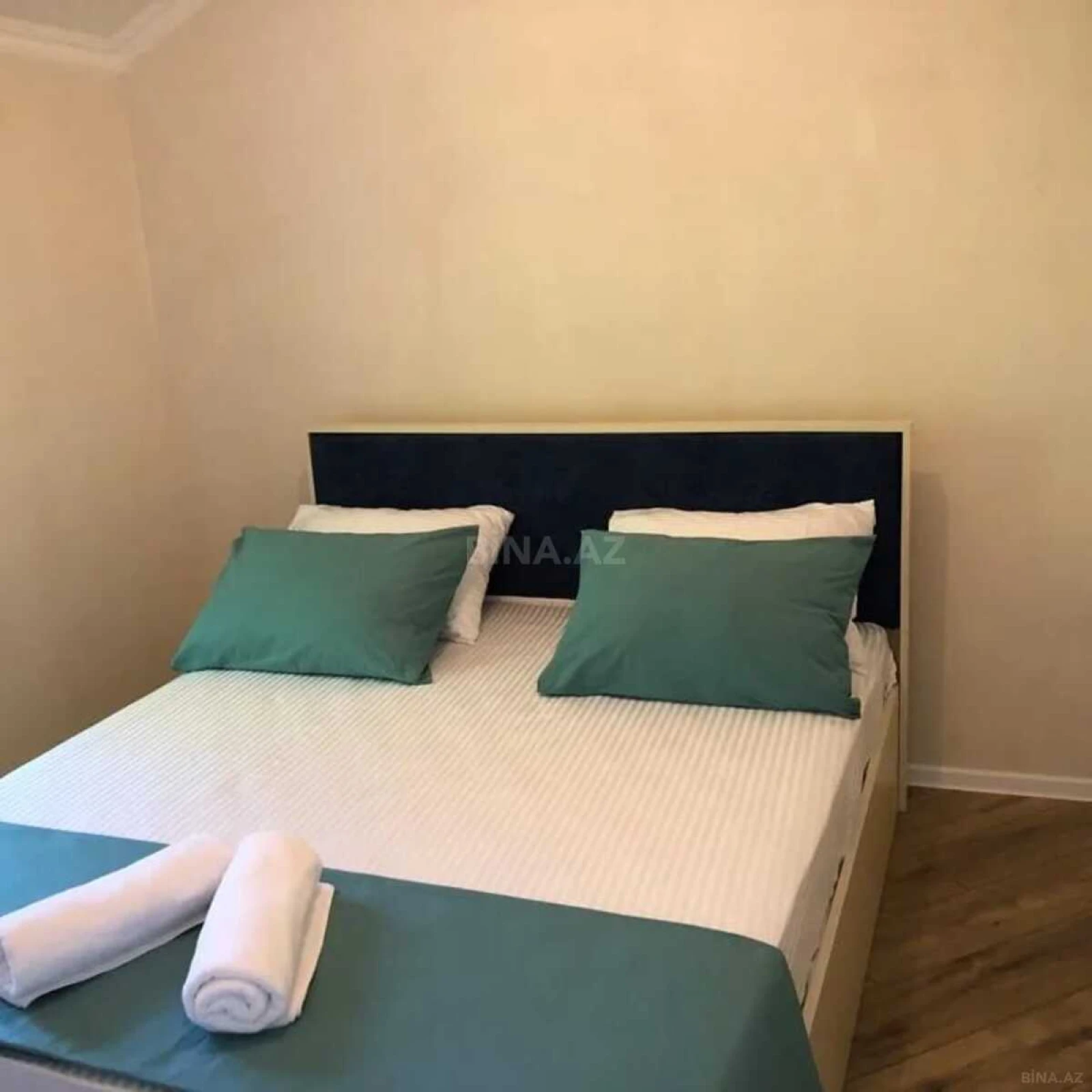 Kirayə verilir 7 otaqlı həyət evi 120 m²