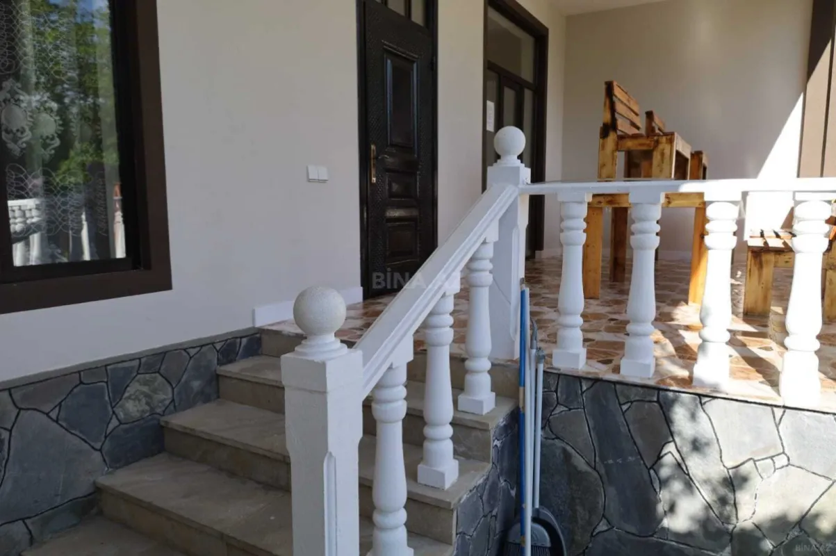 Kirayə verilir 7 otaqlı həyət evi 120 m²
