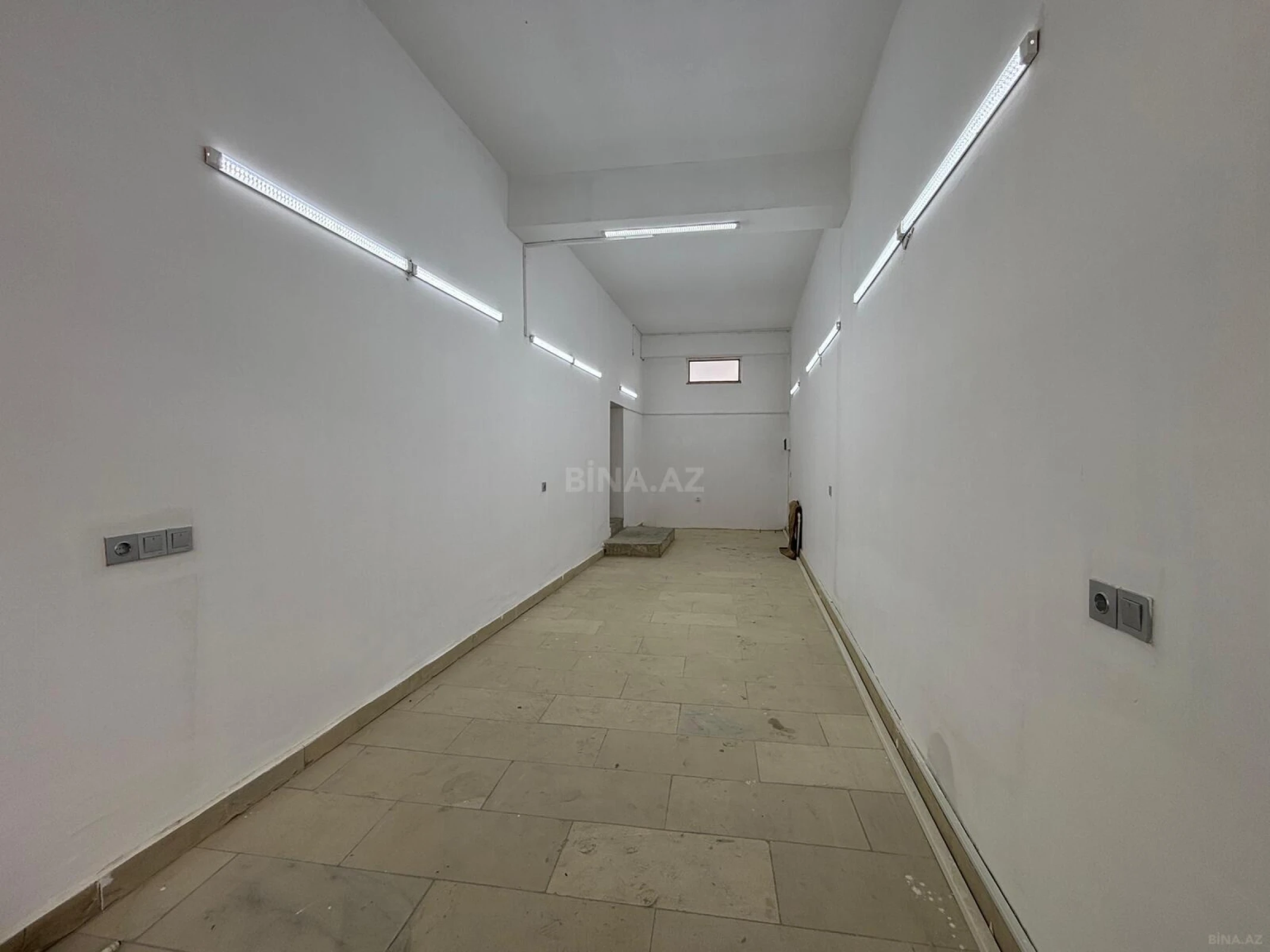 Kirayə verilir obyekt 220 m²