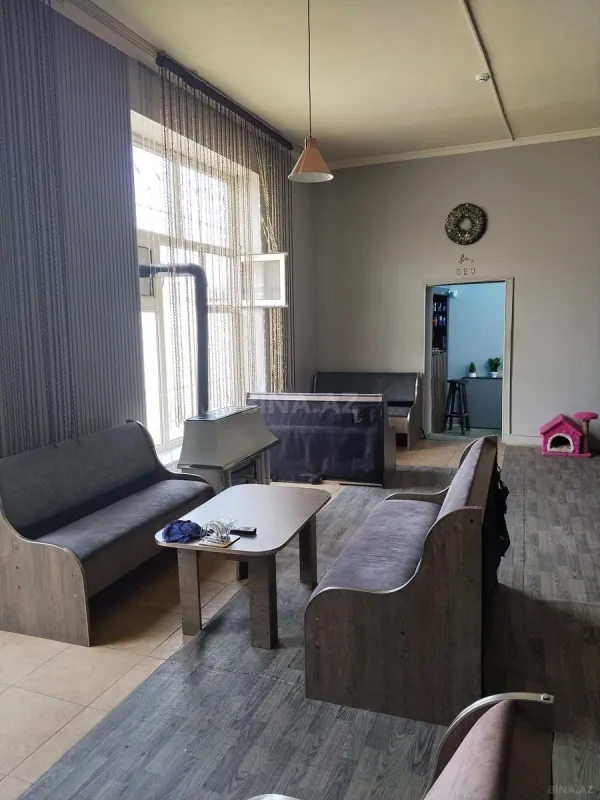 Kirayə verilir obyekt 220 m²