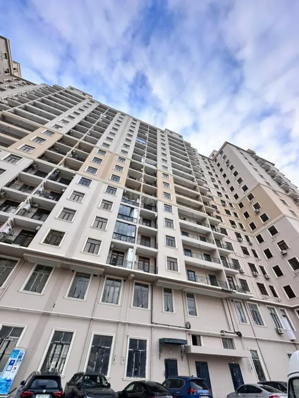 Kirayə verilir 2 otaqlı mənzil 65 m²