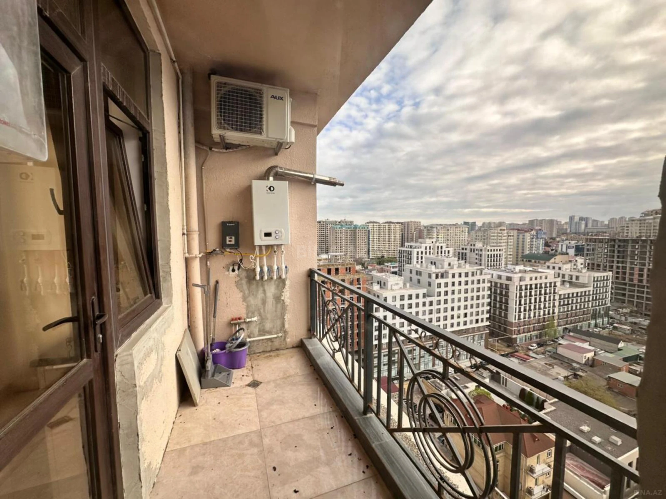 Kirayə verilir 2 otaqlı mənzil 65 m²