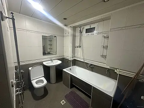 Kirayə verilir 3 otaqlı mənzil 100 m²