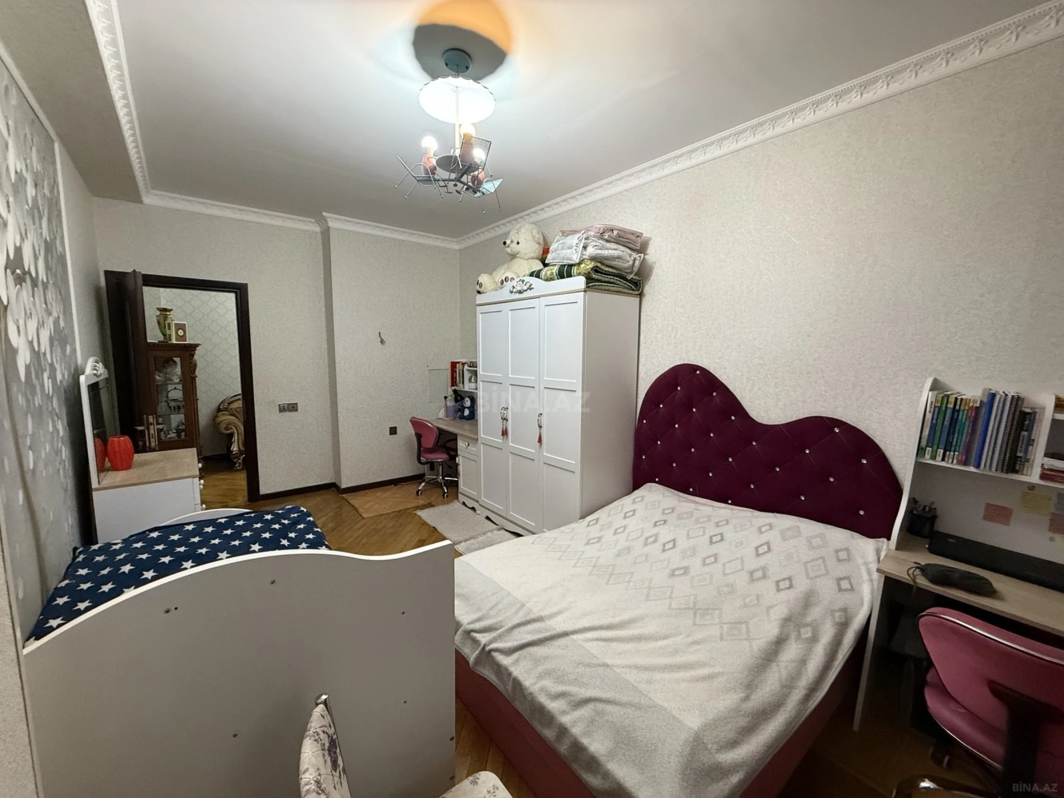 Satılır 3 otaqlı mənzil 105 m²