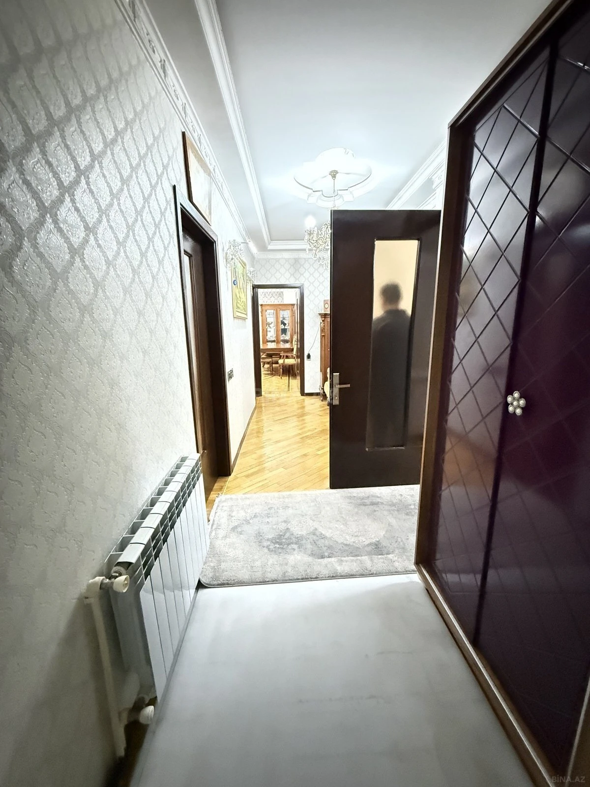 Satılır 3 otaqlı mənzil 105 m²