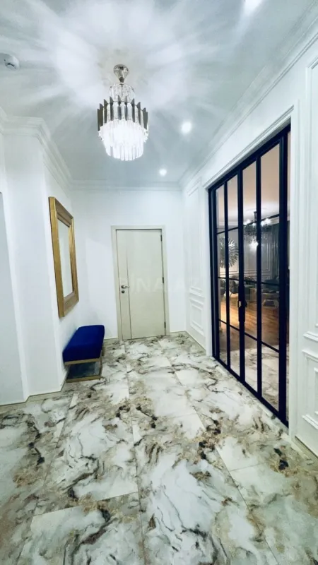 Kirayə verilir 3 otaqlı mənzil 107 m²