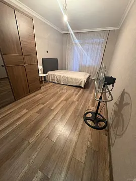 Satılır 3 otaqlı mənzil 68 m²