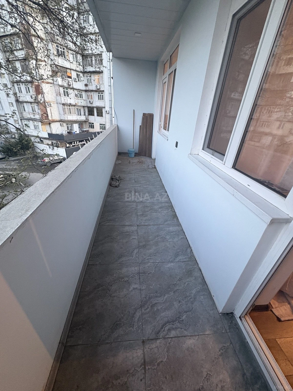 Satılır 3 otaqlı mənzil 68 m²