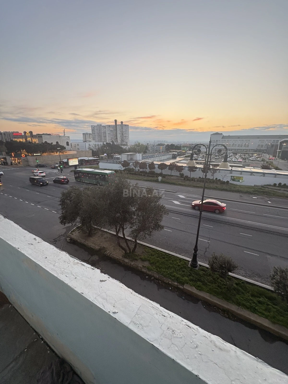Satılır 3 otaqlı mənzil 68 m²