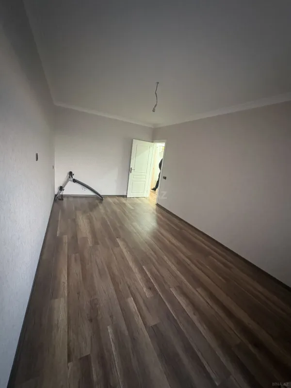 Satılır 3 otaqlı mənzil 68 m²