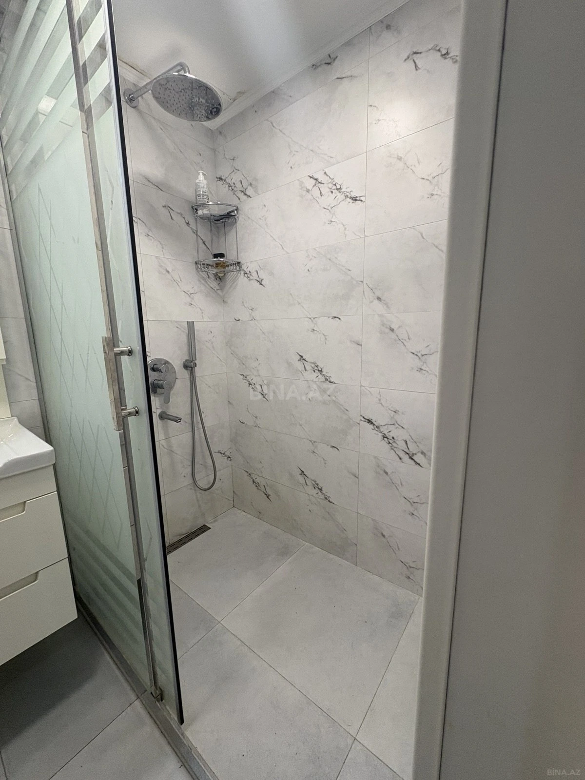 Satılır 3 otaqlı mənzil 68 m²