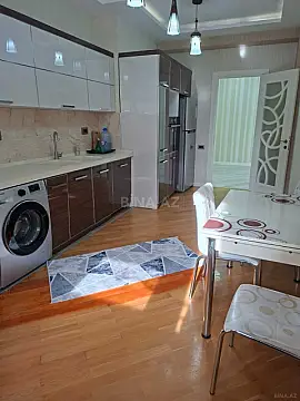 Satılır 2 otaqlı mənzil 110 m²