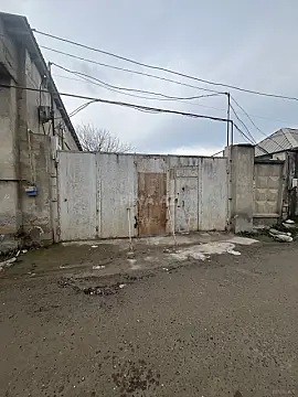 Satılır həyət evi 650 m²