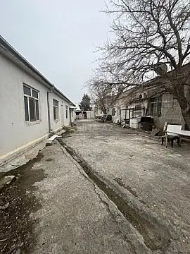 Satılır həyət evi 650 m²