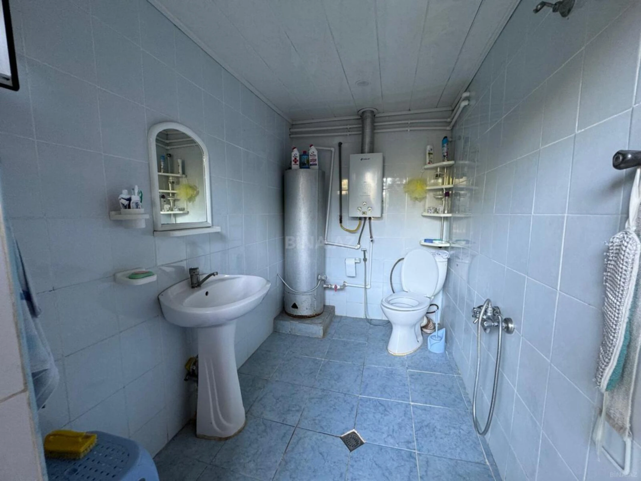 Kirayə verilir 4 otaqlı həyət evi 200 m²