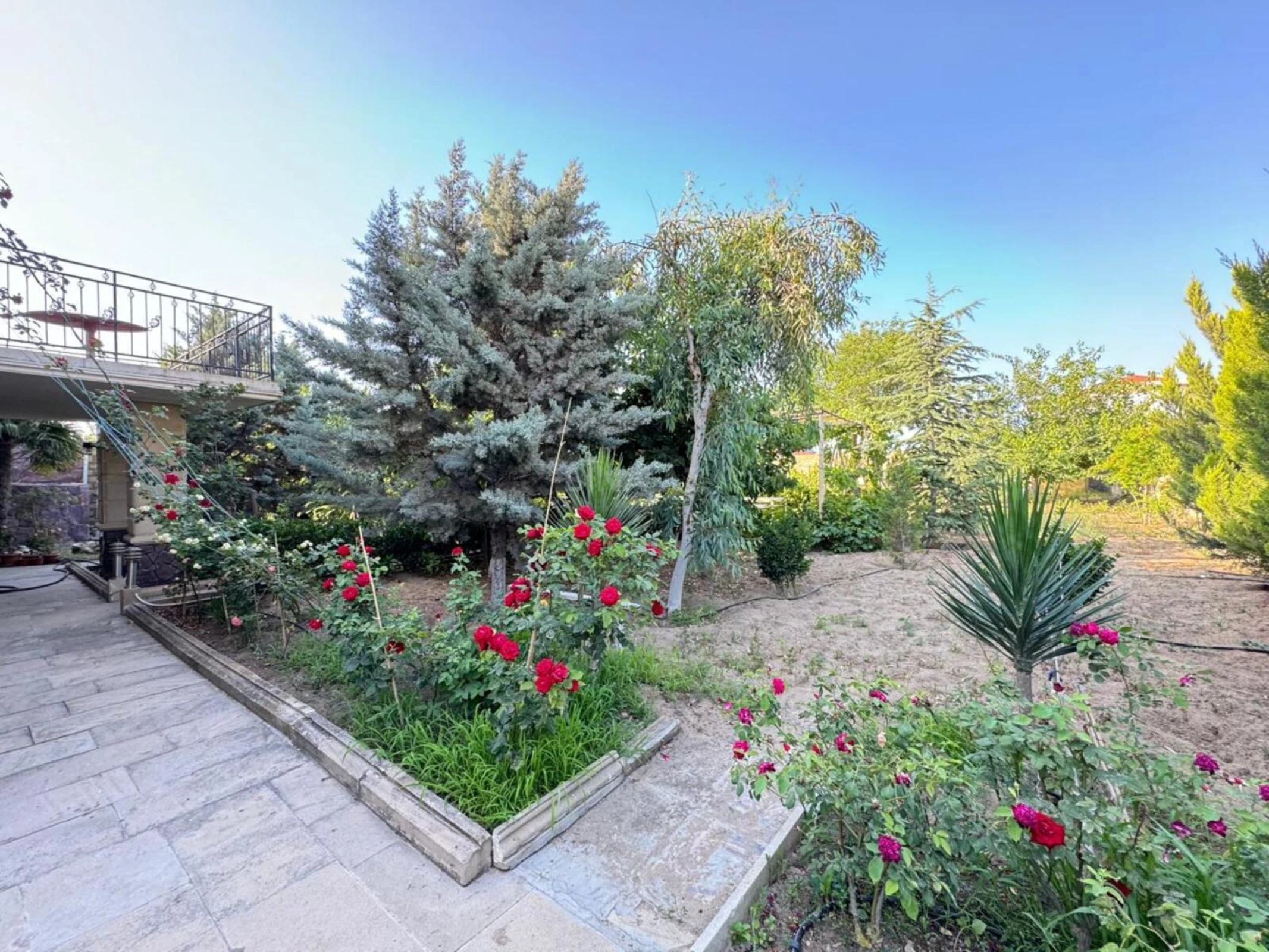 Kirayə verilir 4 otaqlı həyət evi 200 m²