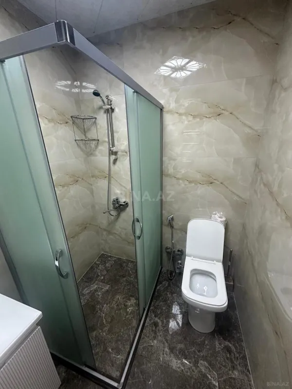 Kirayə verilir 2 otaqlı mənzil 90 m²