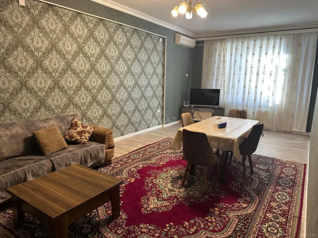Kirayə verilir 2 otaqlı mənzil 90 m²