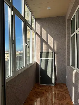 Kirayə verilir 2 otaqlı mənzil 90 m²