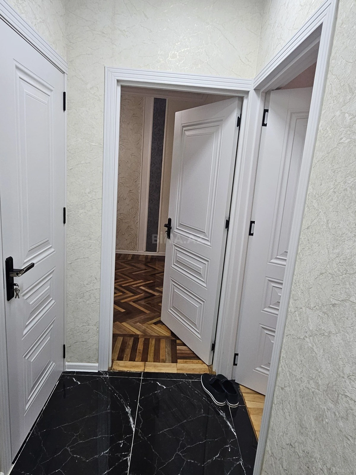 Satılır 3 otaqlı mənzil 70 m²