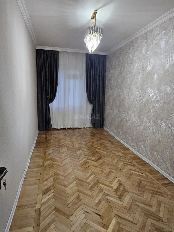 Satılır 3 otaqlı mənzil 70 m²